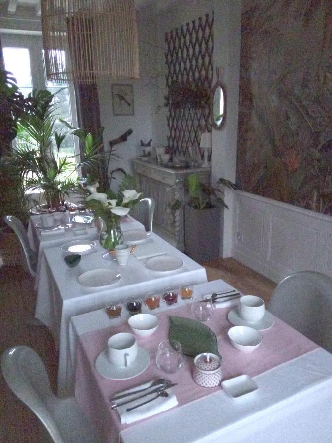 Les Mariesis Bed & Breakfast Osmanville Ngoại thất bức ảnh